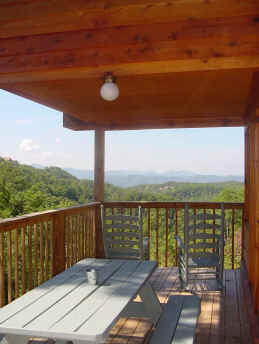 Click to see photos of our "Peasleburg on The Edge" cabin.